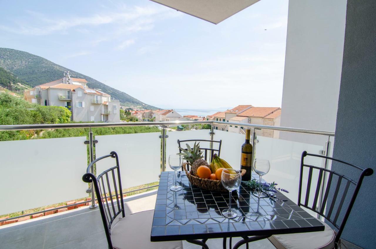 Apartments Sara 3 볼 외부 사진