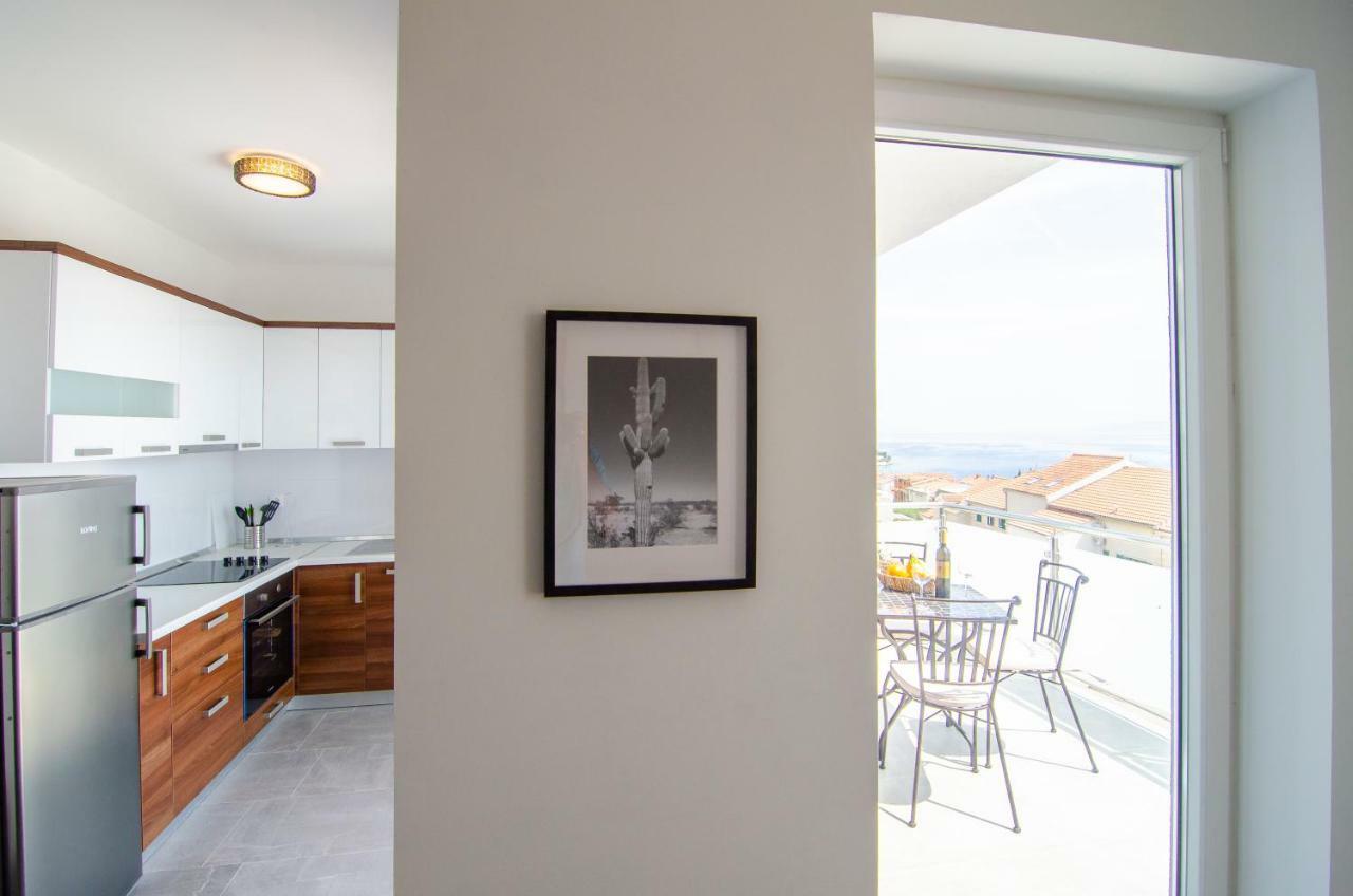 Apartments Sara 3 볼 외부 사진