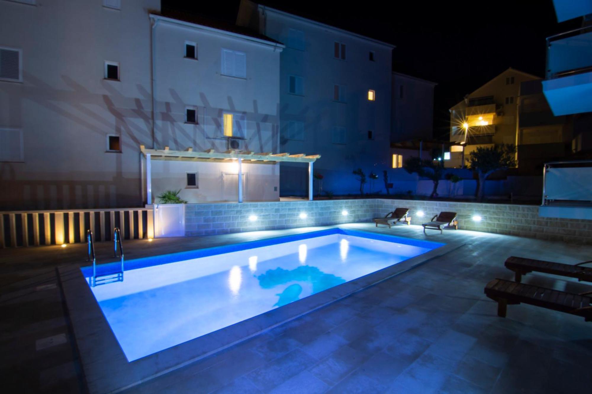 Apartments Sara 3 볼 외부 사진