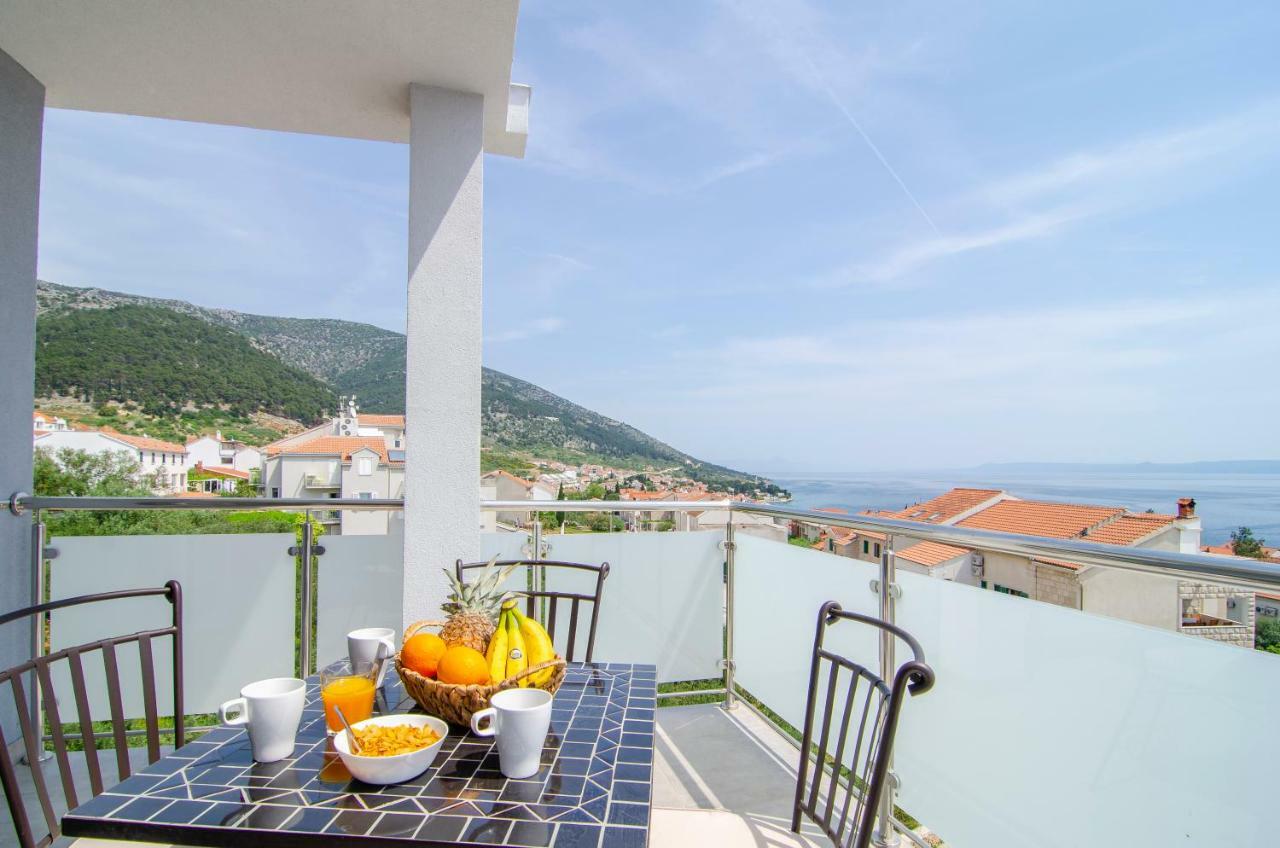 Apartments Sara 3 볼 외부 사진