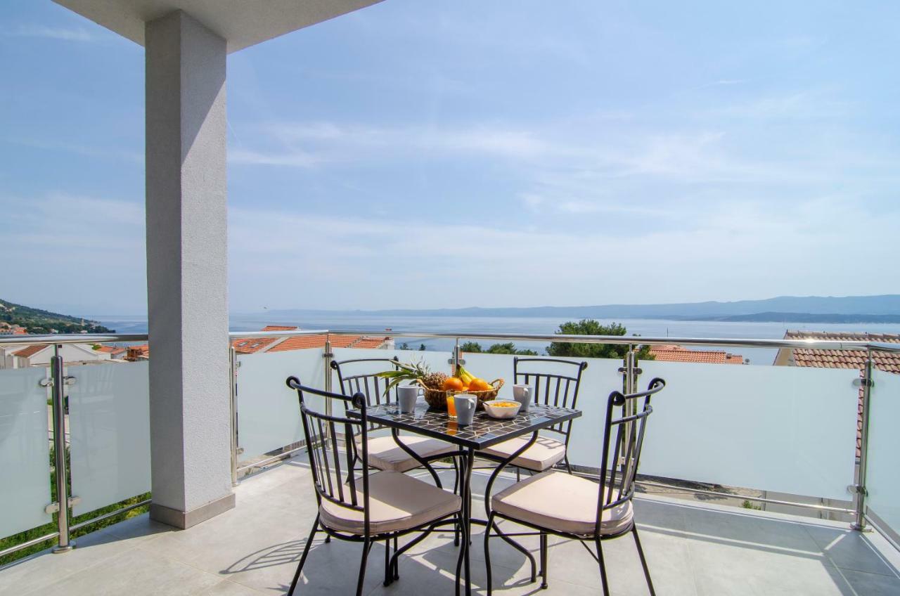 Apartments Sara 3 볼 외부 사진